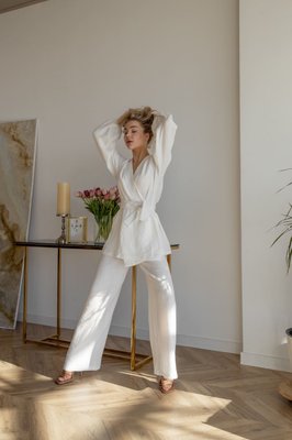 Жіночий костюм "Kimono" білого кольору р.M 408851 408851 фото